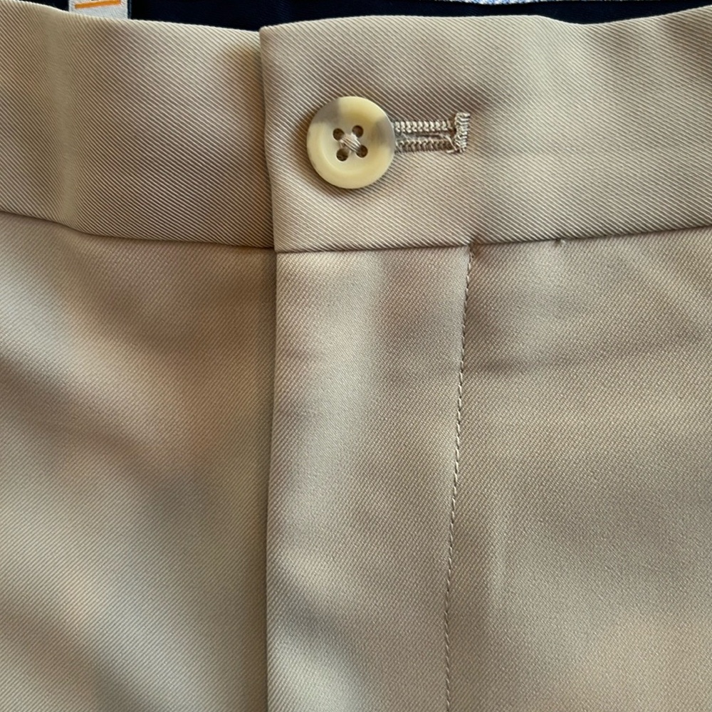 Peter Millar 9” Shorts Size 40 - Picture 2 of 6